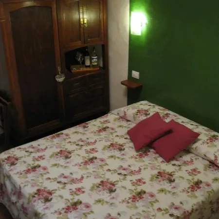 게스트하우스 Locazione Turistica Totti 3*